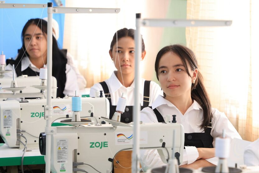 Oliy ta’limga kirmagan 200 ming yosh kasb-hunarga o‘qitiladi