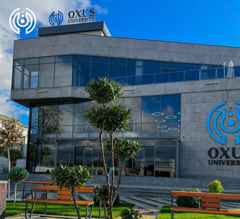 Rasman: Oxus University abituriyentlarga 325.000.000 so‘mlik grant dasturini e’lon qiladi