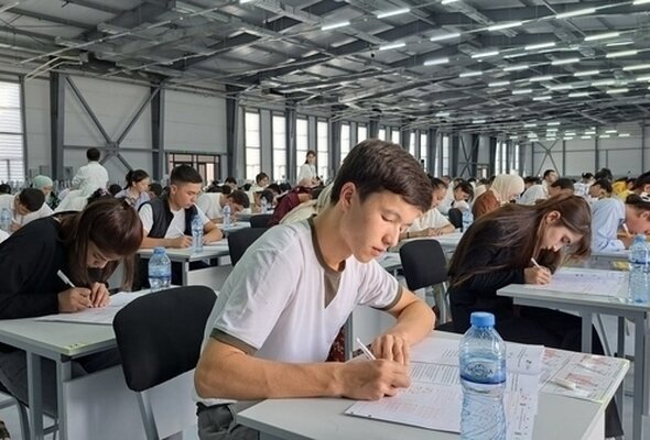 Chet tilini bilish darajasini aniqlash bo‘yicha test sinovlari yakunlandi