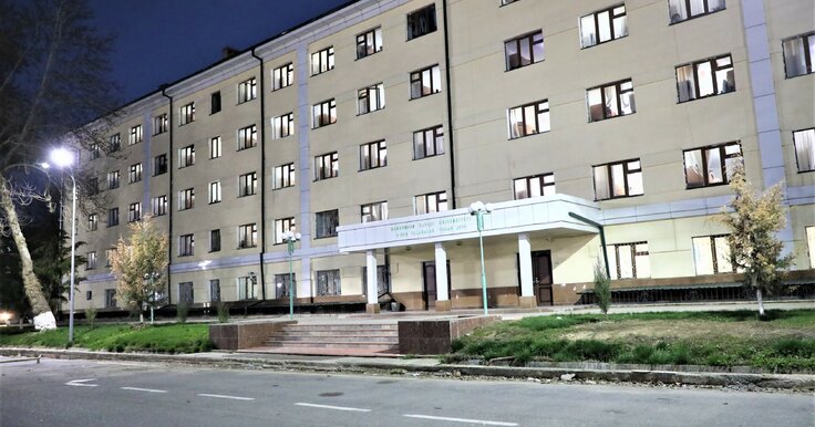 qalin sonlar, paypoqlar, krem Ayol bilan jinsiy aloqa