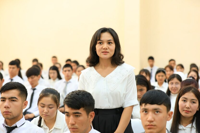 Grantda o‘qiydigan talaba kredit (qarzdorlik) fanlarga tushib qolsa, keyingi oylar stipendiya berilmaydimi?