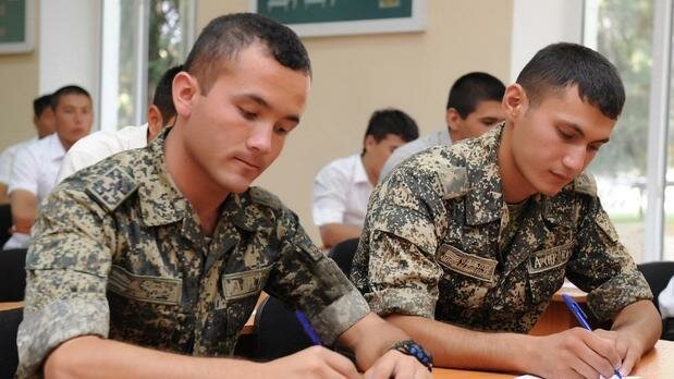 Утвержден порядок приема кандидатов в высшие военные учебные заведения