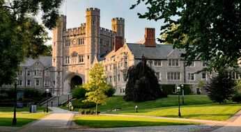 Princeton University : AQSH da Princeton universitetida grant dasturi -$56 500 Aqsh dollori