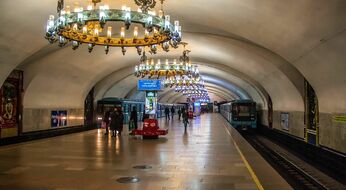 Metro bekatlariga yaqin 31 ta OTMda dars jarayonining boshlanish vaqti ma’lum qilindi