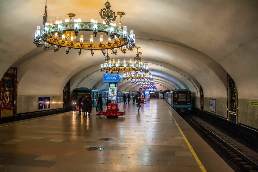 Metro bekatlariga yaqin 31 ta OTMda dars jarayonining boshlanish vaqti ma’lum qilindi