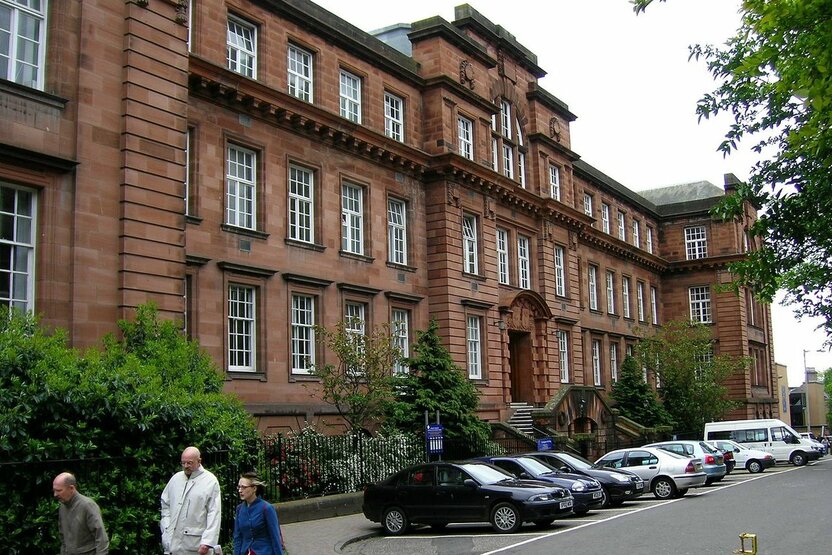 Buyuk Britaniya universiteti stipendiya dasturiga arizalar qabul qilmoqda